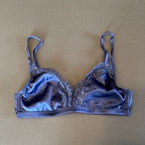 Victoria's Secret Blue Silky Lace Bra
